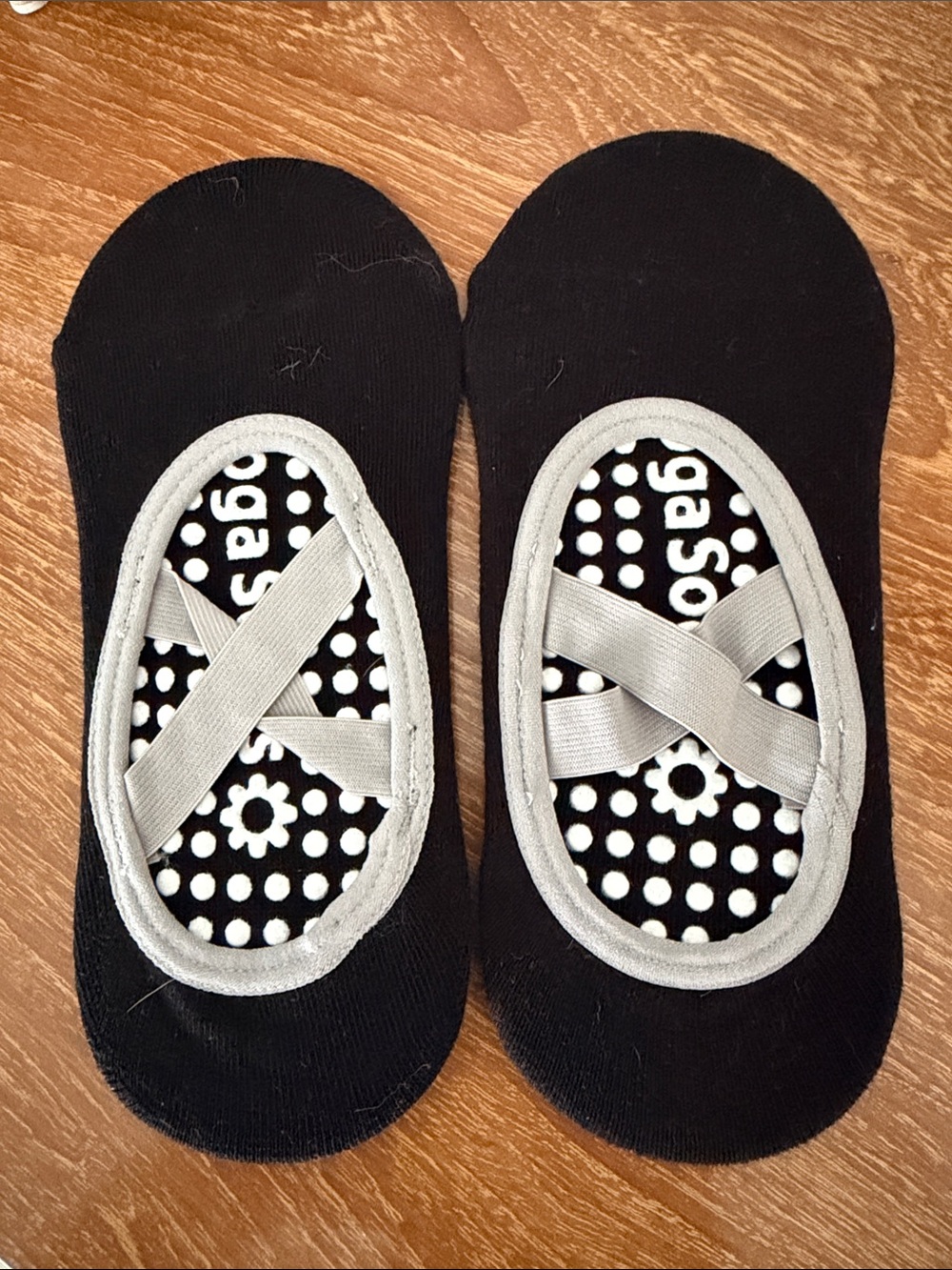 Women's Black Grippy Socks (2 Pair)